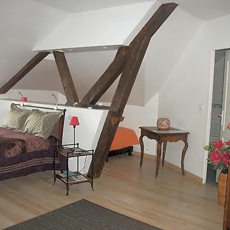 Oda ve Kahvaltı Le Moulin De Laval 3*